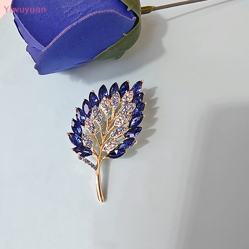 Ghim Cài Áo Kim Loại Hình Lá Đính Đá Phong Cách Vintage Mới