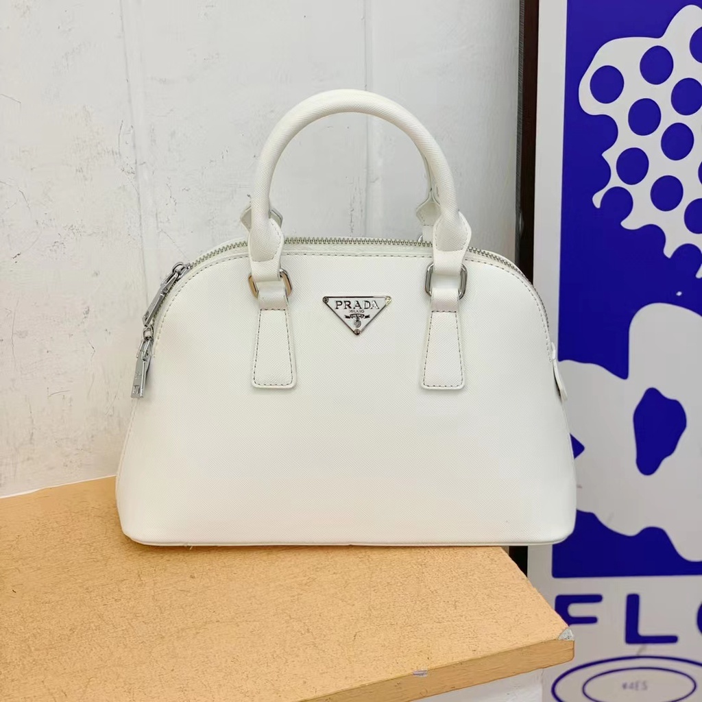 Prada1266 Casual Elegant Free Shipping Sling Bag Casual Men and Women Shoulder Bag