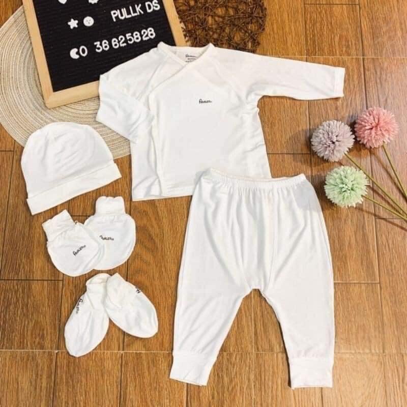 Set sơ sinh sợi tre Avaler cài lệch màu trắng