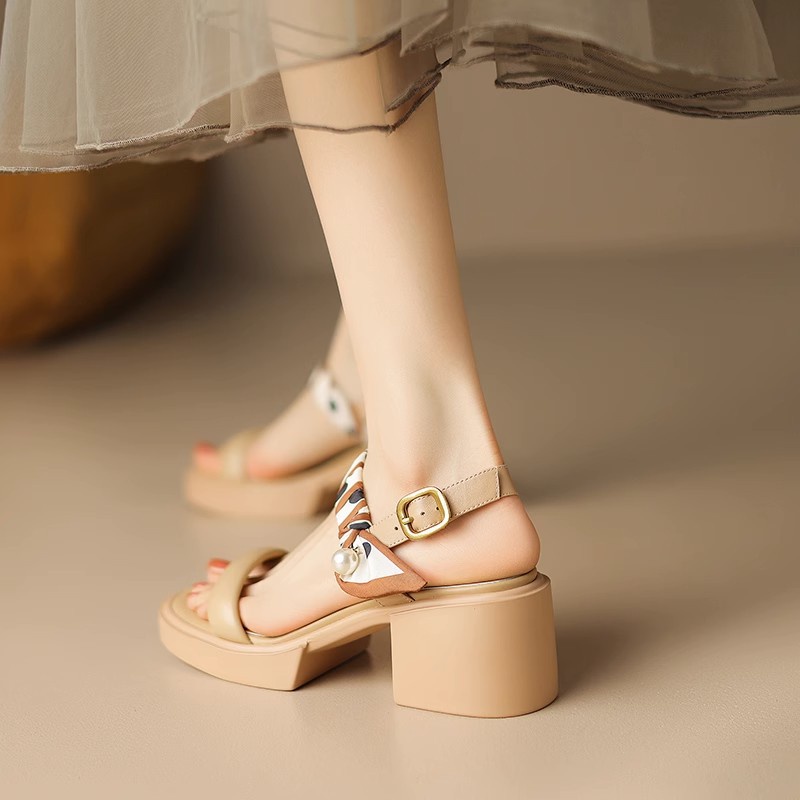 Duoya Tóc Thẳng ~ [Hàng Có Sẵn] Sandal Hở Ngón Đế Phẳng Dày Hở Ngón Bằng Da Mềm Khóa Màu Sắc Thần Tiên Miễn Phí Vận Chuyển Cho Nữ