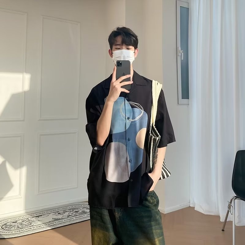 Áo Sơ Mi Tay Ngắn Họa Tiết Hình Học Phong Cách Hàn Quốc Cho Nam