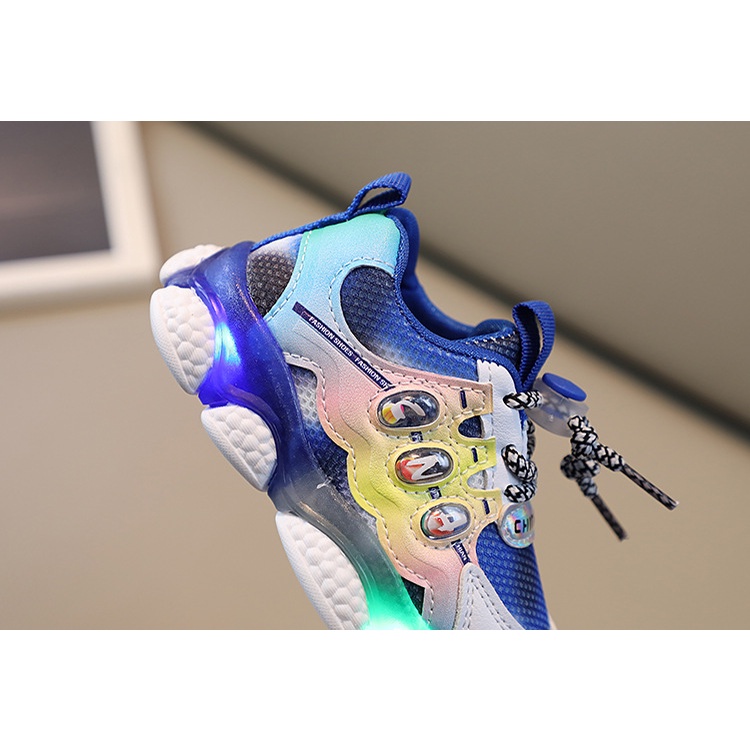 Giày Sneaker Đế Mềm Chống Trượt Thoáng Khí Có Đèn LED Thời Trang Mùa Xuân 2023 Dành Cho Trẻ Em