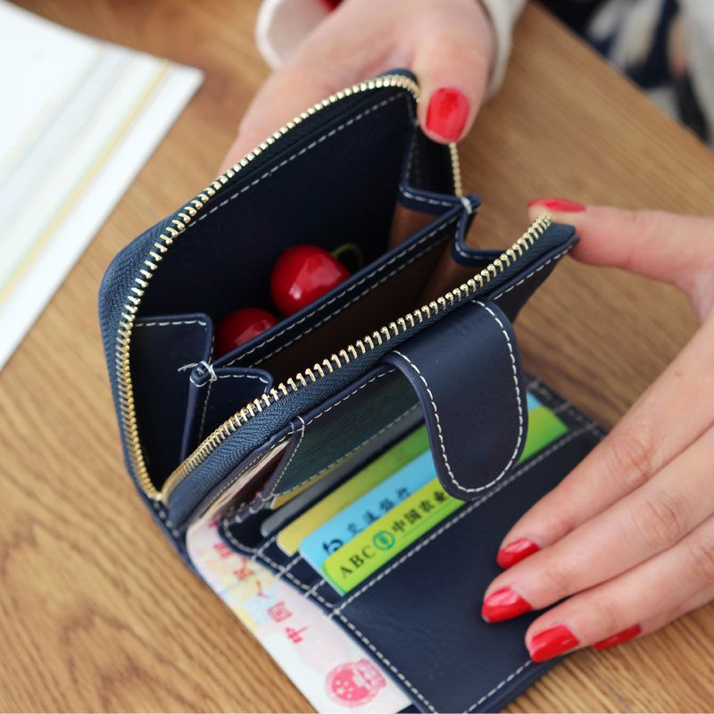 Ví Da Gấp Dáng Ngắn In Hình winnie the pooh Dễ Thương Đa Năng Thời Trang Cho Nữ