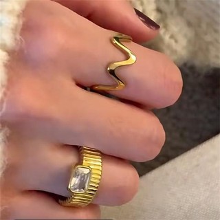 Nhẫn ngón trỏ cá tính kiểu zic zac titan ko đen tt4717