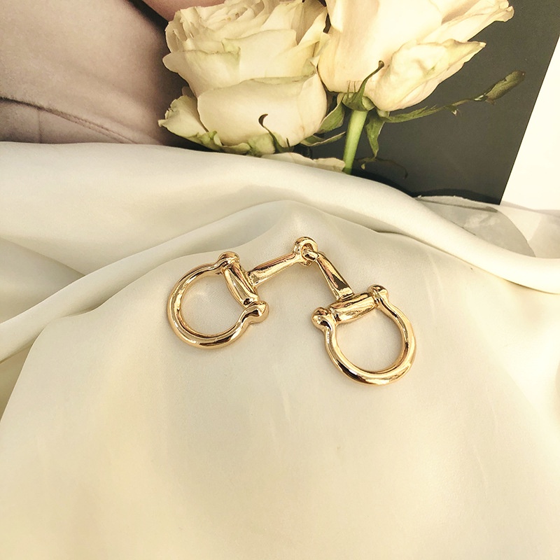 Khóa Cài Khăn Choàng Lụa Ba Vòng Dùng Trang Trí Khăn Choàng Cổ