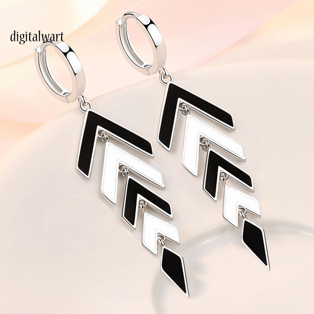 Kỹ Thuật Số| 1 Cặp Bông Tai Dáng Dài Phối Tua Rua Màu Trắng Đen Phong Cách Retro