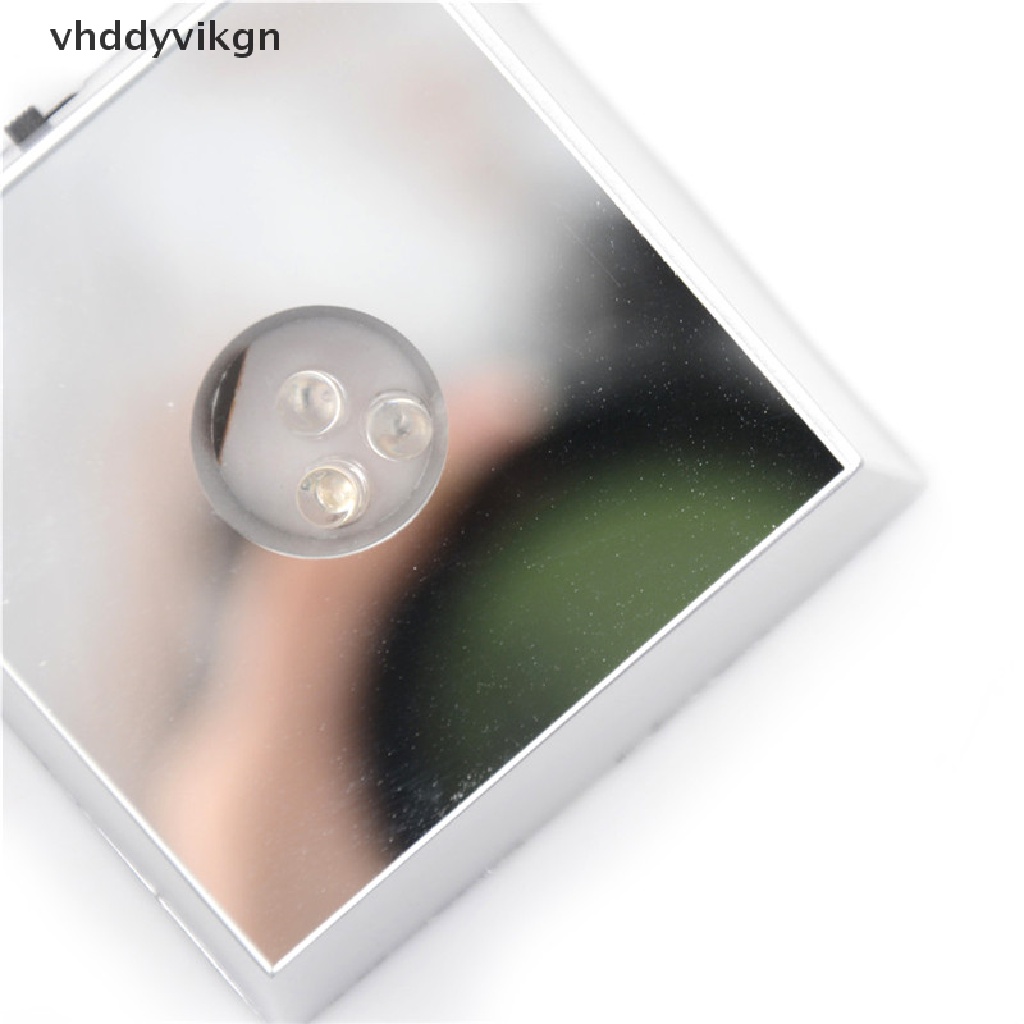 Đế Trưng Bày Tượng Pha Lê 3 Đèn LED Độc Đáo