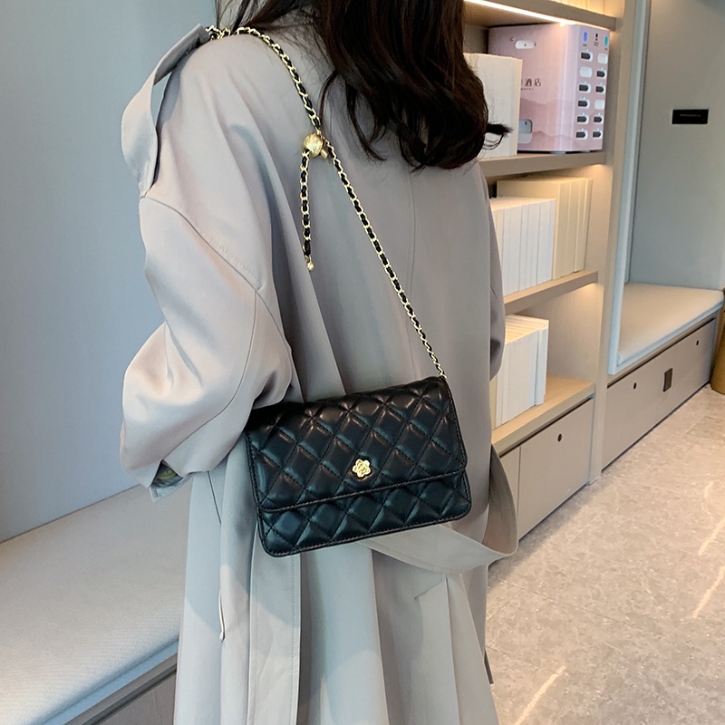 Ielgy Túi Đeo Vai Nhỏ Điều Chỉnh Được Có Dây Xích Thời Trang niche Phiên Bản Hàn Quốc Cổ Điển Bóng Vàng Nhỏ