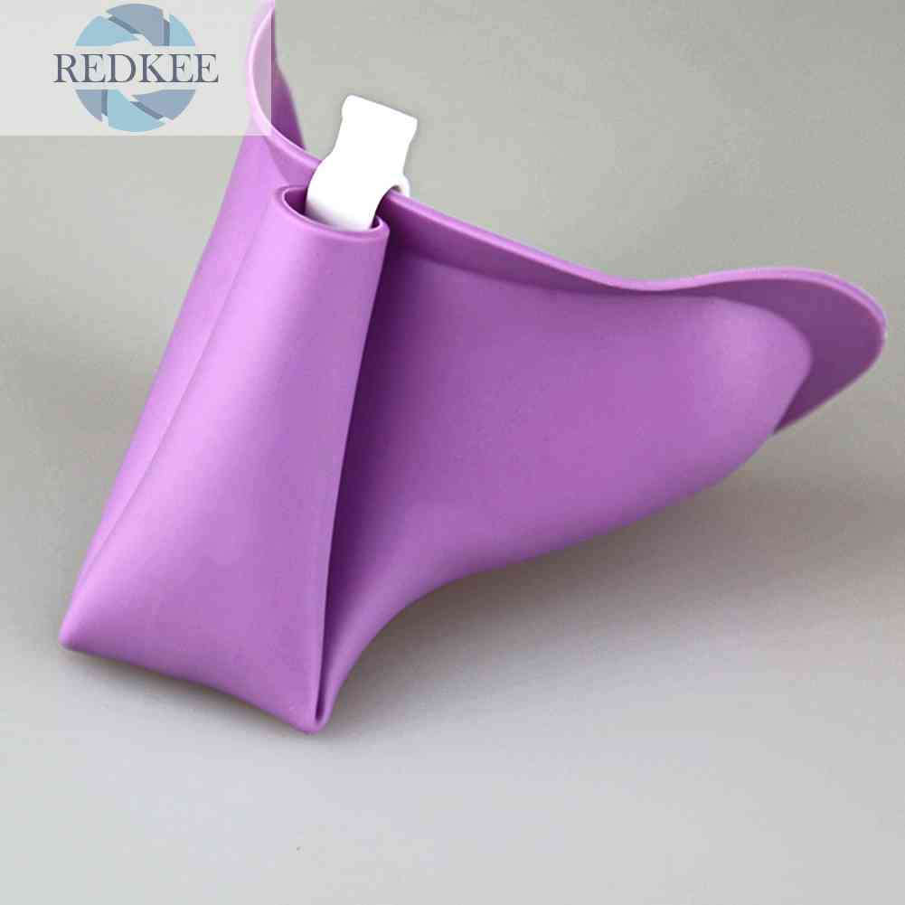 Dụng Cụ Đi Vệ Sinh Đứng Tiện Lợi Cho Nữ