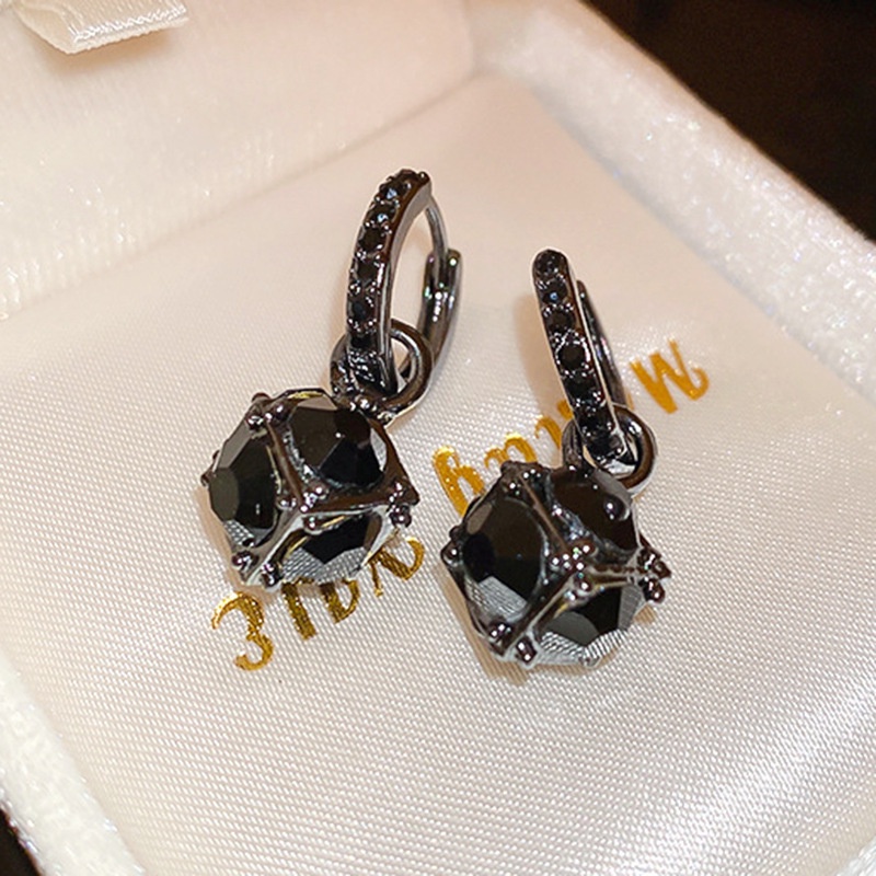 Bông Tai Màu Đen Phong Cách Pháp Thời Trang Cao Cấp 2023