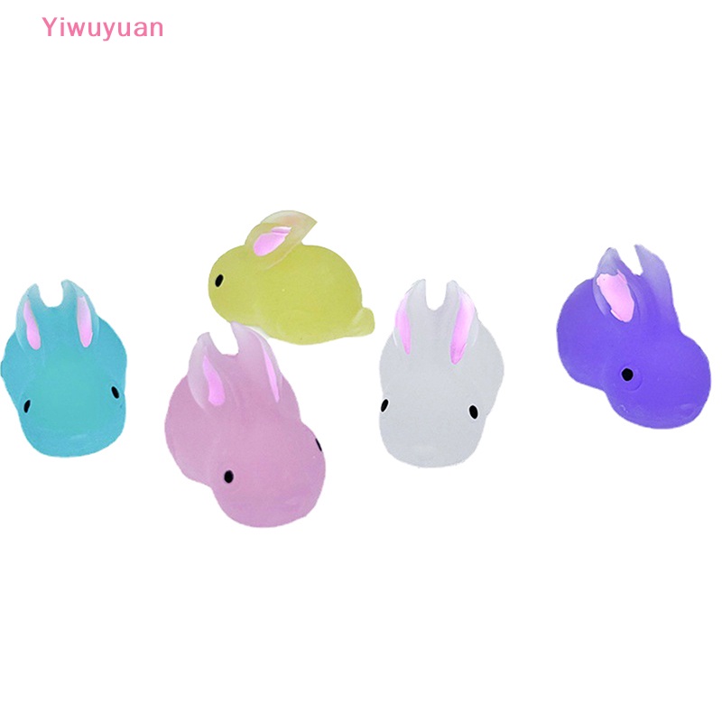 2 Mô Hình Thỏ Nhựa Phát Quang Trang Trí Bảng Điều Khiển Xe Hơi Mới