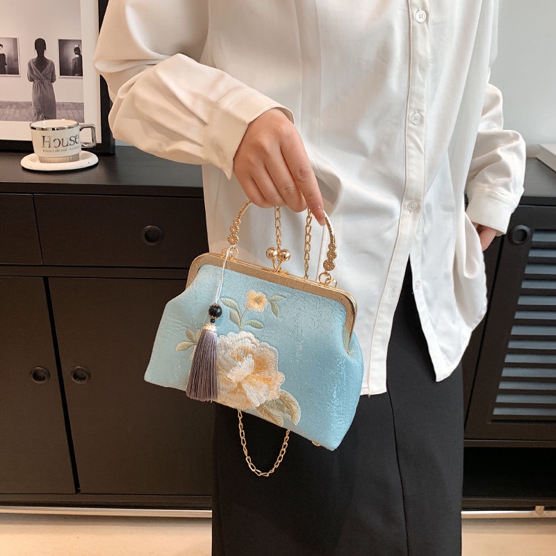 Túi Xách Nữ Thêu Họa Tiết Phong Cách Trung Hoa Thích Hợp Phối Với Sườn Xám