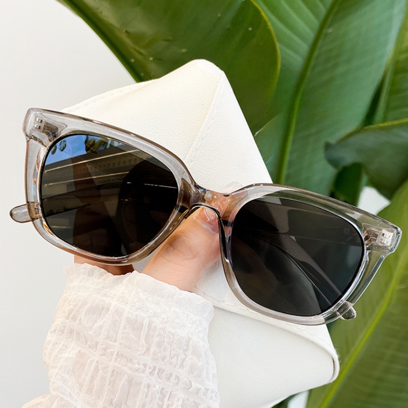 Kính Mát Chống Tia UV Thời Trang Mới Cho Nam Nữ
