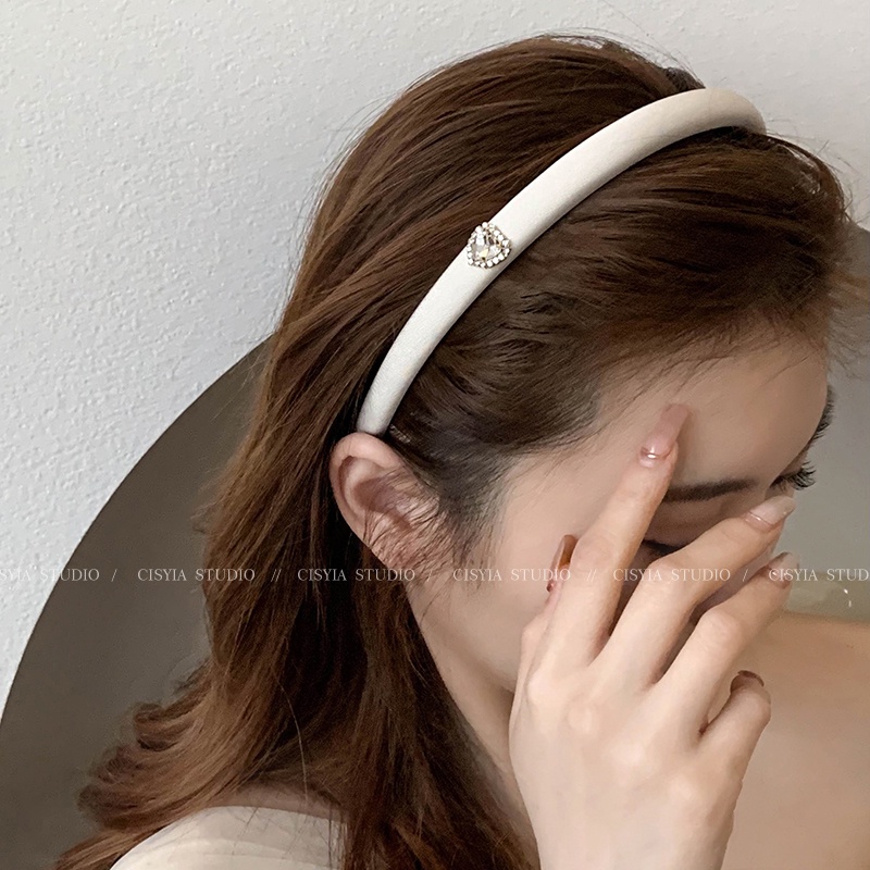 Băng Đô Cài Tóc Đính Đá Hình Trái Tim Cao Cấp Phong Cách Mới 2023