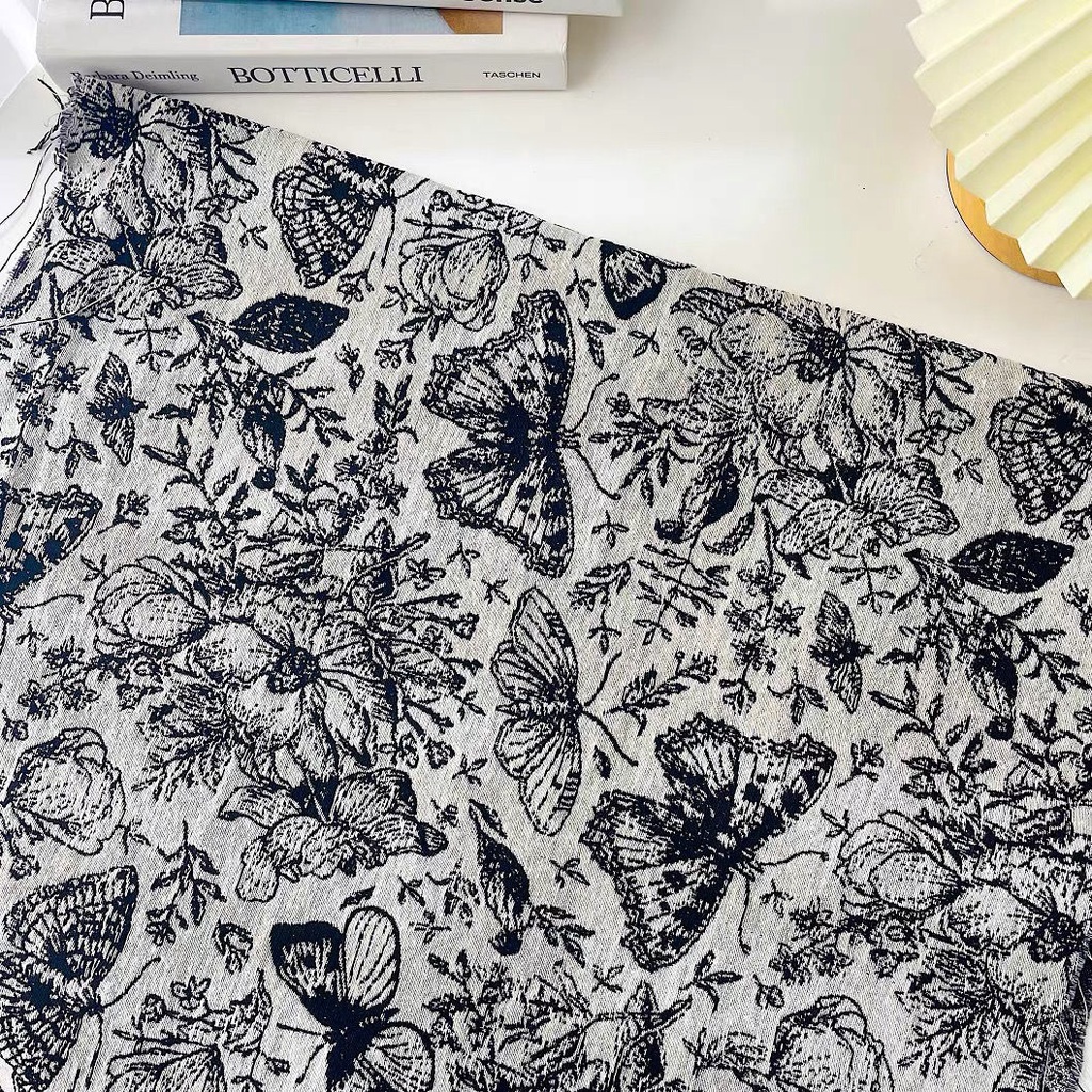 Vải Jacquard Thêu Họa Tiết Bướm Màu Trắng Đen Phong Cách Hàn Quốc Dùng May Giày / Vách Hành Lý diy