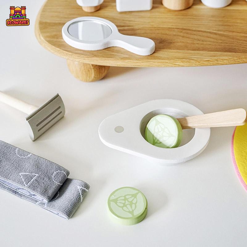 Predolo Bộ Đồ Chơi Trang Điểm 17 Món Bằng Gỗ Thú Vị Cho Bé