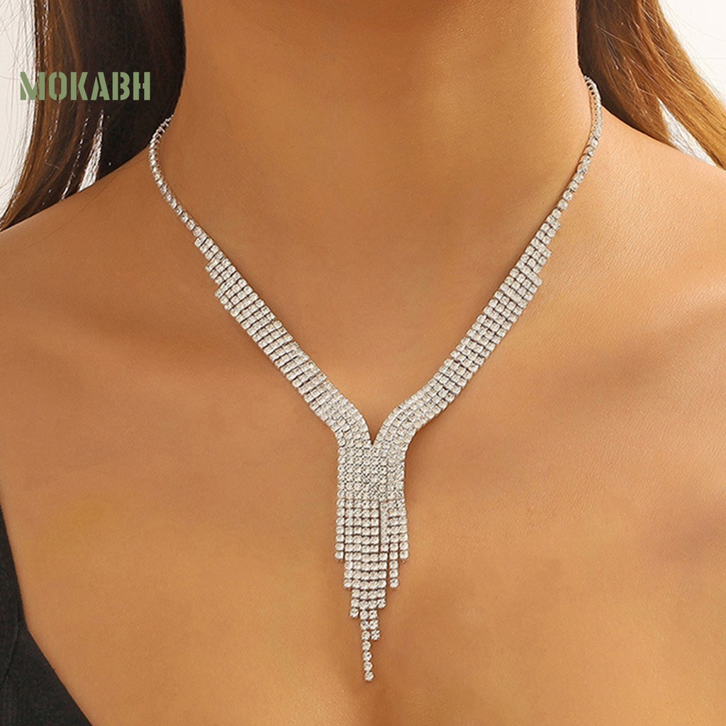 1 Bộ Vòng cổ Và Bông Tai Dài Tua Rua Đính Kim Cương Giả