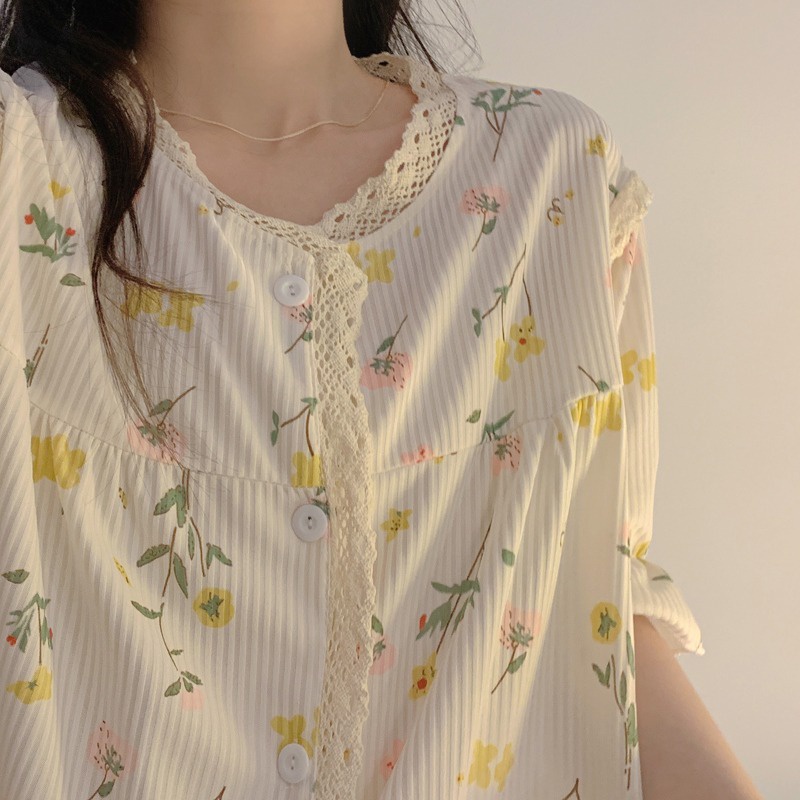 Bộ Đồ Ngủ Ngắn Tay Viền Ren Phong Cách Pháp Ngọt Ngào Mới Cho Nữ