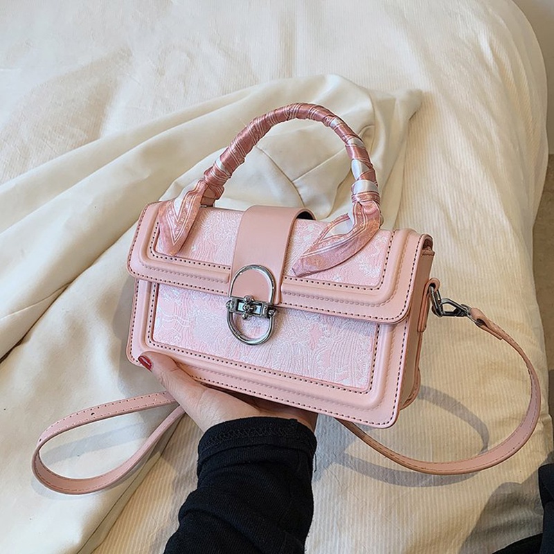 Ielgy Túi Xách Đeo Vai Cỡ Nhỏ Hình Hoa Trà Màu Camel Cho Nữ