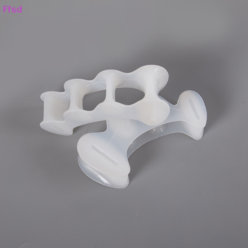 1 Cặp Đệm Silicon Cứng Tách Ngón Chân 3 Lỗ Chuyên Dụng