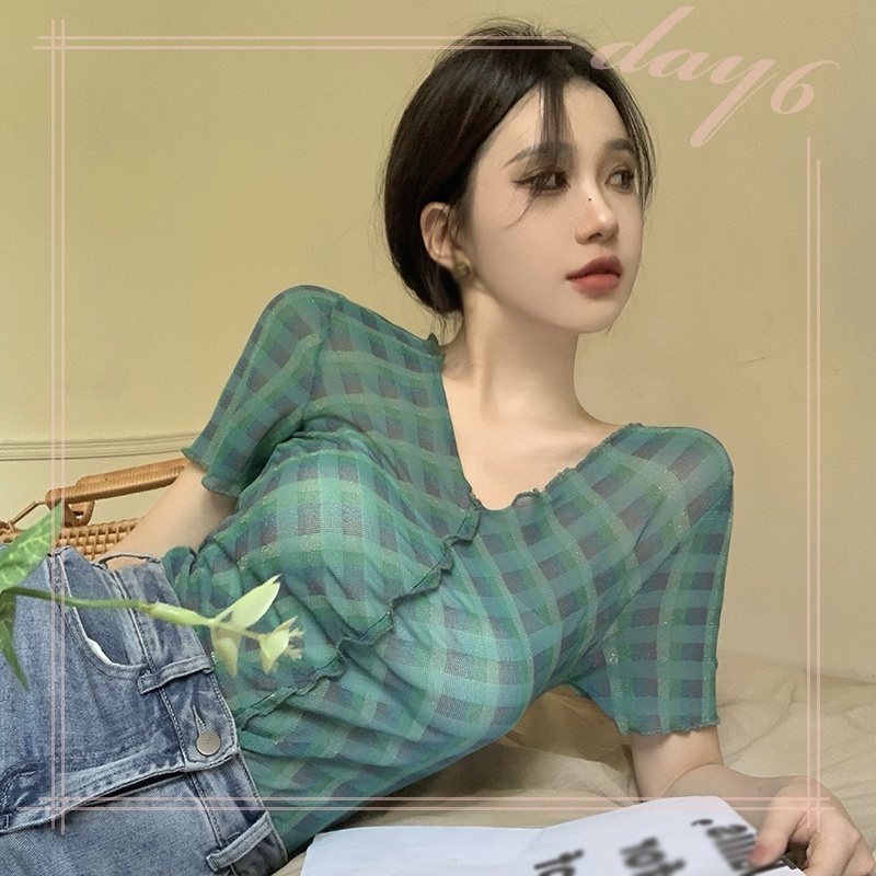 Áo Thun Nữ Ngắn Tay Trễ Vai Họa Tiết Caro Thời Trang