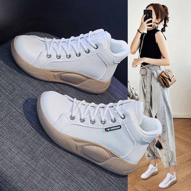 Giày Sneaker Thiết Kế Mới Kiểu Dáng Đơn Giản Thời Trang Dành Cho Nữ