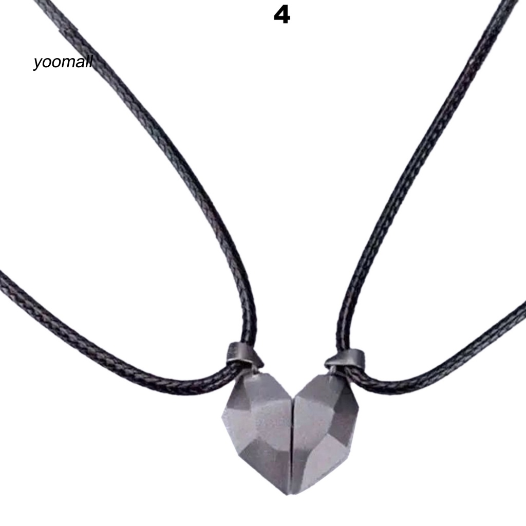 Vòng cổ Mặt Hình Trái Tim Khắc Chữ Cho Cặp Đôi