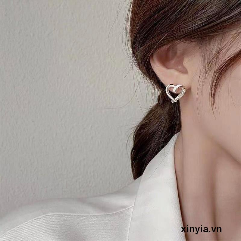 Bông tai thanh lịch S925 Silver Stitch Bông tai hình trái tim cao cấp Bông tai tinh tế