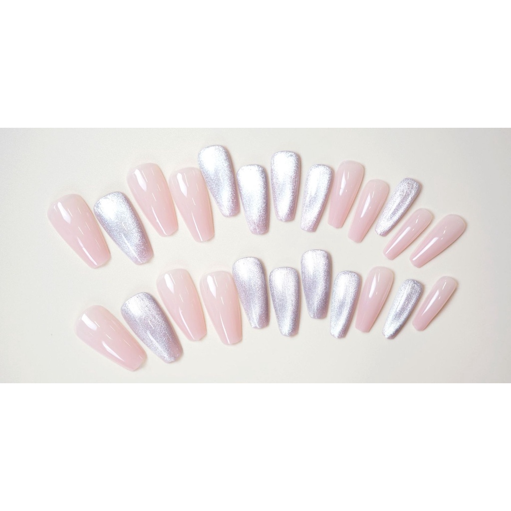 Hình ảnh của cô ấy có hình ảnh của cô ấy