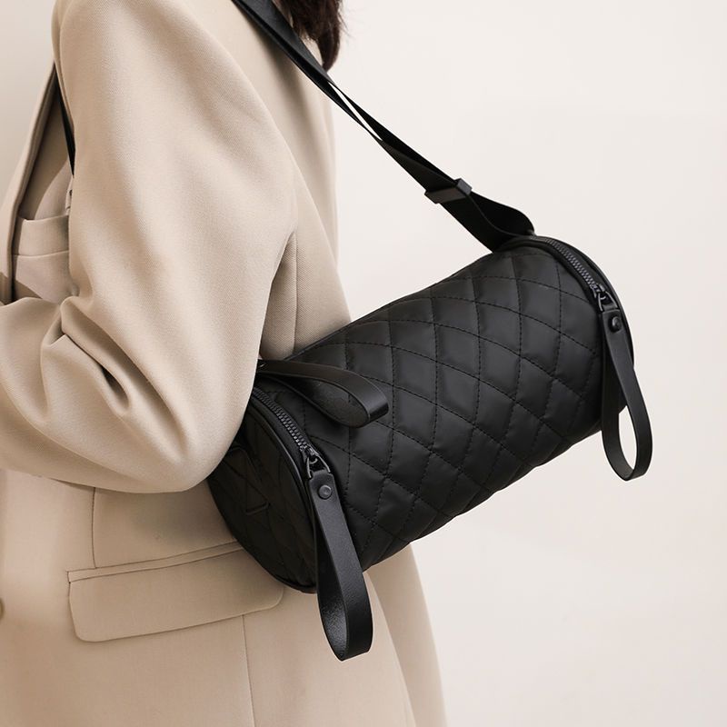 Túi Xách Hình Trụ 2023 Cho Nữ