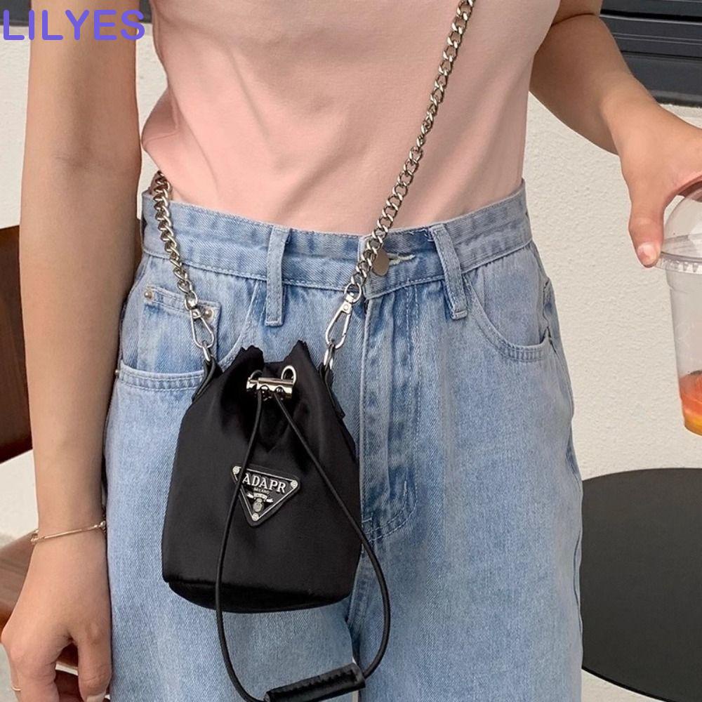 LILYES Túi Đựng Điện Thoại Di Động / Tiền Xu Hình Tam Giác / Vuông Bằng Nylon Màu Đen Phối Dây Xích Cho Nữ