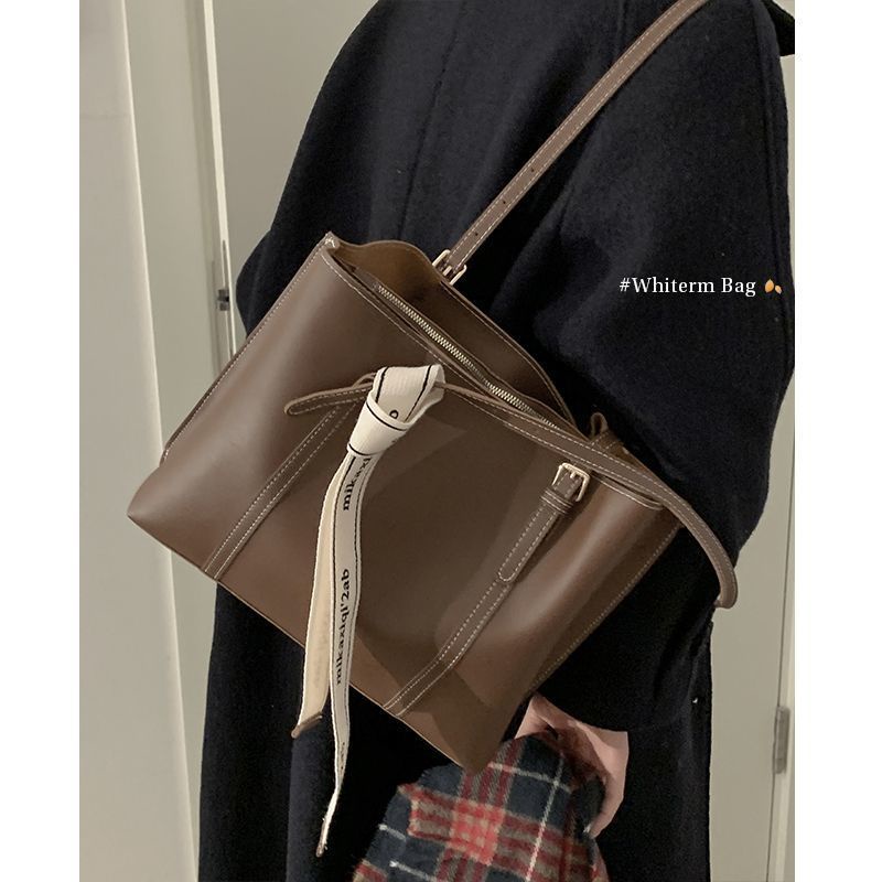 Túi Xách Cỡ Lớn Phong Cách Retro Thời Trang Xuân Hè 2023 Cho Nữ