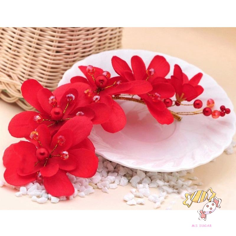 Vòng Hoa Hồng Lớn Cài Tóc Cho Cô Dâu Ngày Cưới