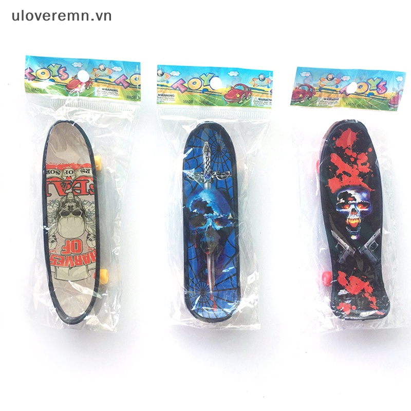 Uloveremn 1 Ván Trượt Ngón Tay mini Bằng Nhựa Sáng Tạo