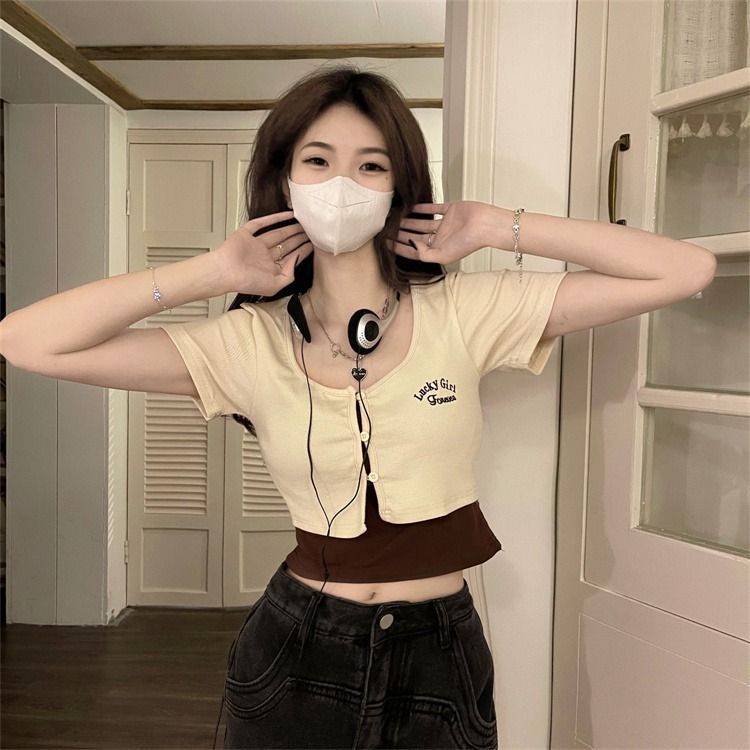 Áo Thun Ngắn Tay Giả Hai Lớp In Họa Tiết Phong Cách Retro Mỹ Cho Nữ