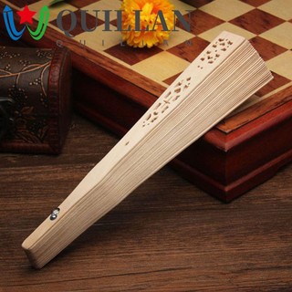 Quạt xếp cầm tay 20cm khắc họa tiết hoa bằng tre