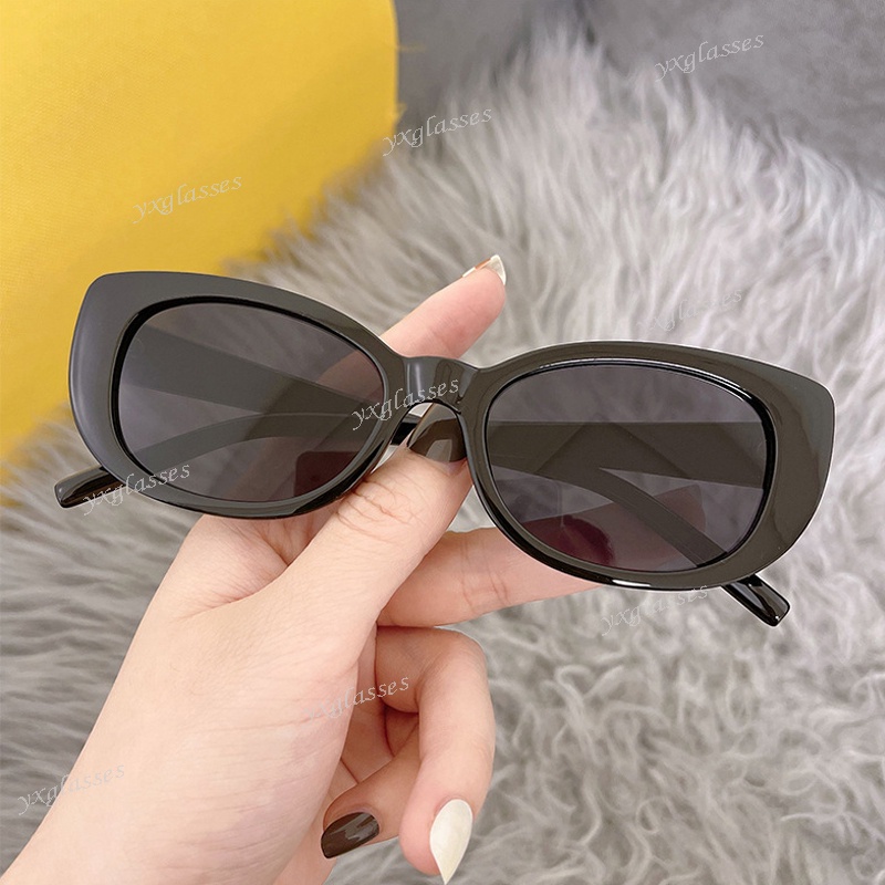 Kính Mát Hình Chữ Nhật Nhỏ Màu Nâu Và Đen Chống Tia UV Phong Cách Hàn Quốc Thời Trang Cho Nam Nữ