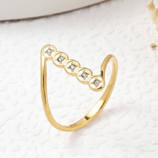 Nhẫn năm zircons bằng thép không gỉ hoàn toàn mới, nhẫn nữ bằng thép titan phong cách cổ điển.