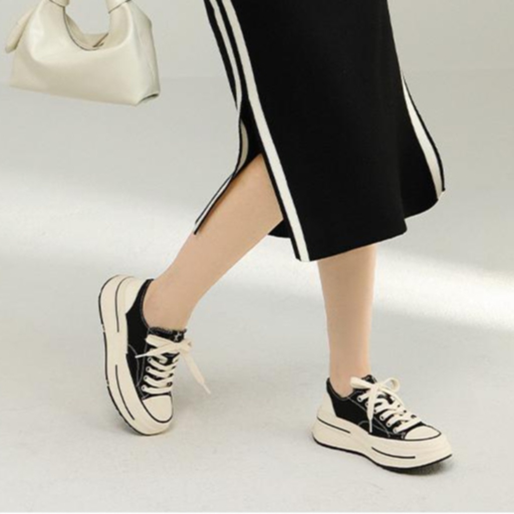 Giày thể thao mát mẻ, đế vải, tăng độ dày, quần áo nữ mùa xuân mới