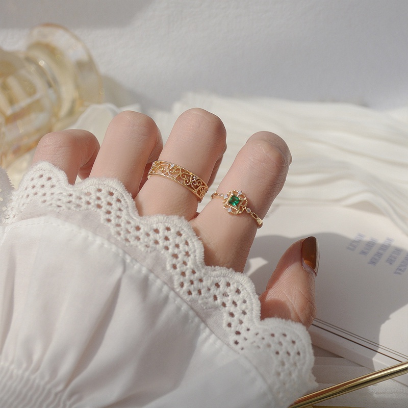 Nhẫn Cưới Đính Đá Zircon Hình Trái Tim Màu Xanh Lá Phong Cách Hàn Quốc Cho Nữ