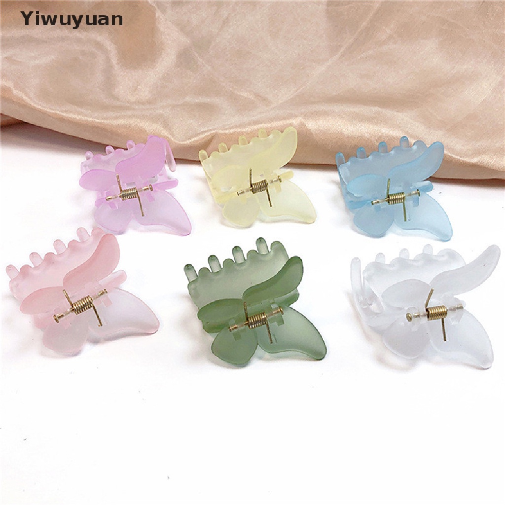 < Yiwuyuan > Kẹp Tóc Hình Bướm Ngọc Trai Bằng Nhựa Resin Mới Ngọt Ngào