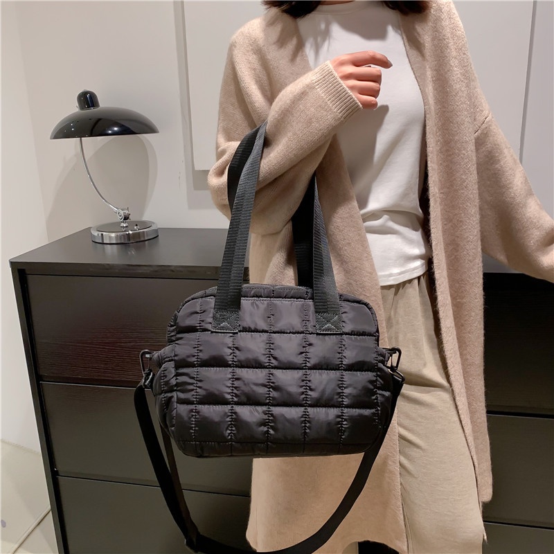 Túi Xách Đeo Vai Có Đệm Xốp Thời Trang Cho Nữ