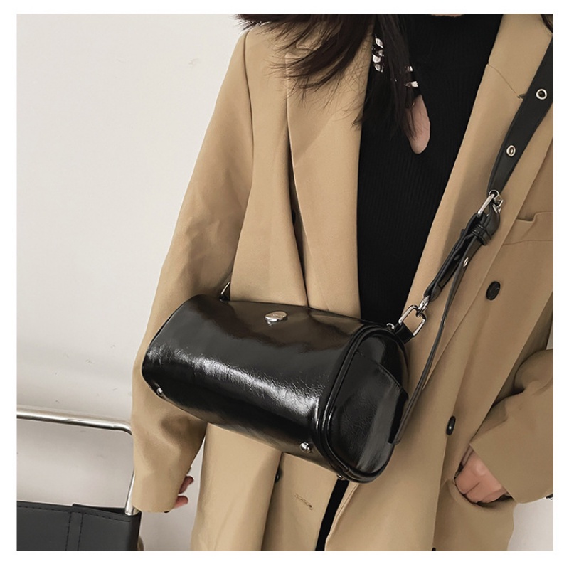 Túi Đeo Chéo Bằng Da pu Màu Trơn Phong Cách retro Thời Trang 2023 Mới