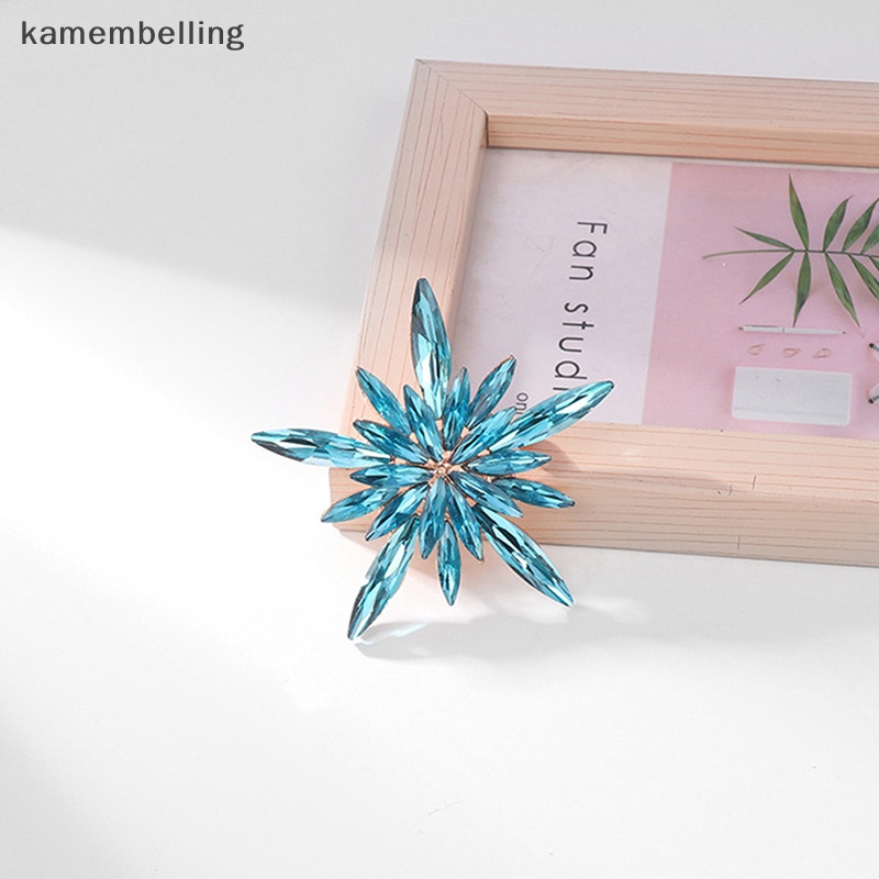 Trâm Cài Áo Hình Bông Tuyết Đính Pha Lê Nhiều Màu Thời Trang Cho Nữ