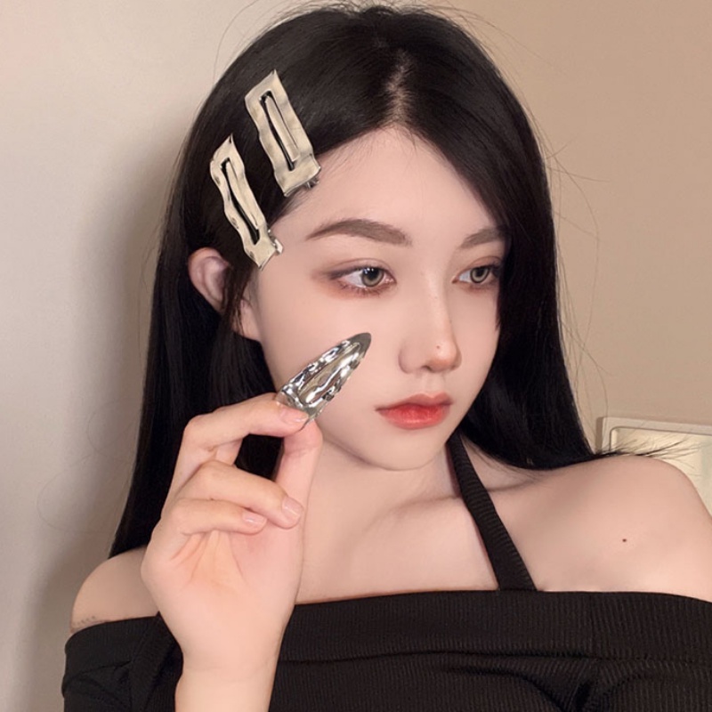 [Đặc trưng]  Kẹp Tóc Mái Lượn Sóng Bằng Kim Loại Màu Bạc Phong Cách Ins Hàn Quốc Cho Nữ
