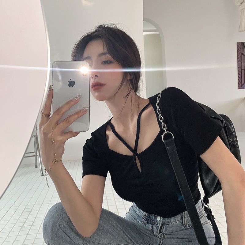 Áo Thun Tay Ngắn Cổ Vuông Dáng Ôm Thiết Kế Mới Thời Trang Mùa Hè Cho Nữ