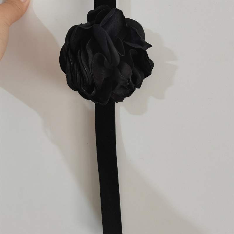 Vòng Cổ Choker Vải Hoa Hồng Màu Đen Thời Trang Cho Nữ