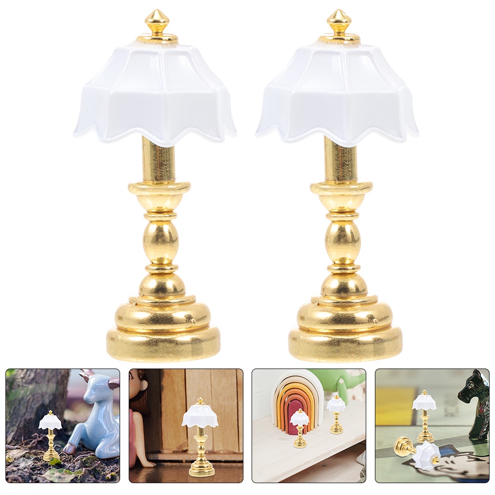 Set 2 Đèn Bàn Mini Bằng Kim Loại Dùng Để Trang Trí Nhà Búp Bê