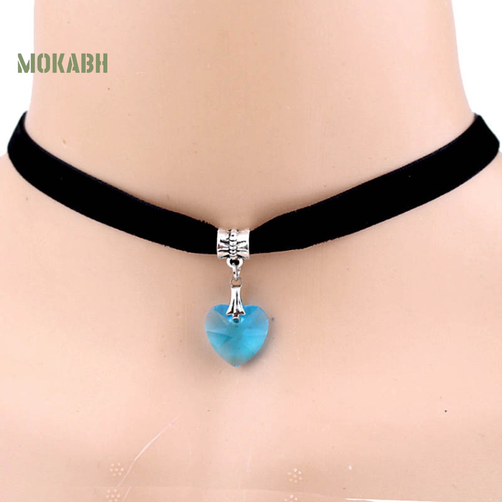 Vòng Cổ Choker Dây Nhung Ngắn Mặt Trái Tim Đính Đá Phong Cách Gothic Cho Nữ