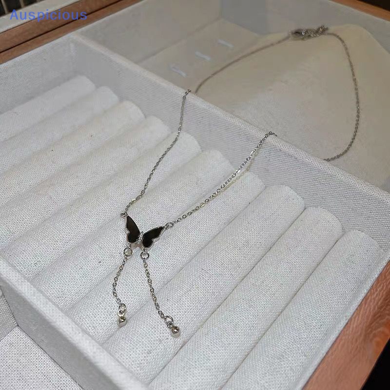 Vòng cổ Nhiều Lớp Đính Mặt Hình Bướm Màu Đen Phong Cách Retro Thời Trang Cho Nữ